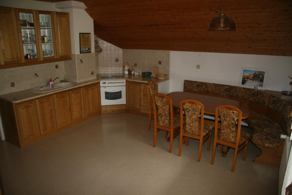 Guest House Kveder Škofja Loka Quarto foto