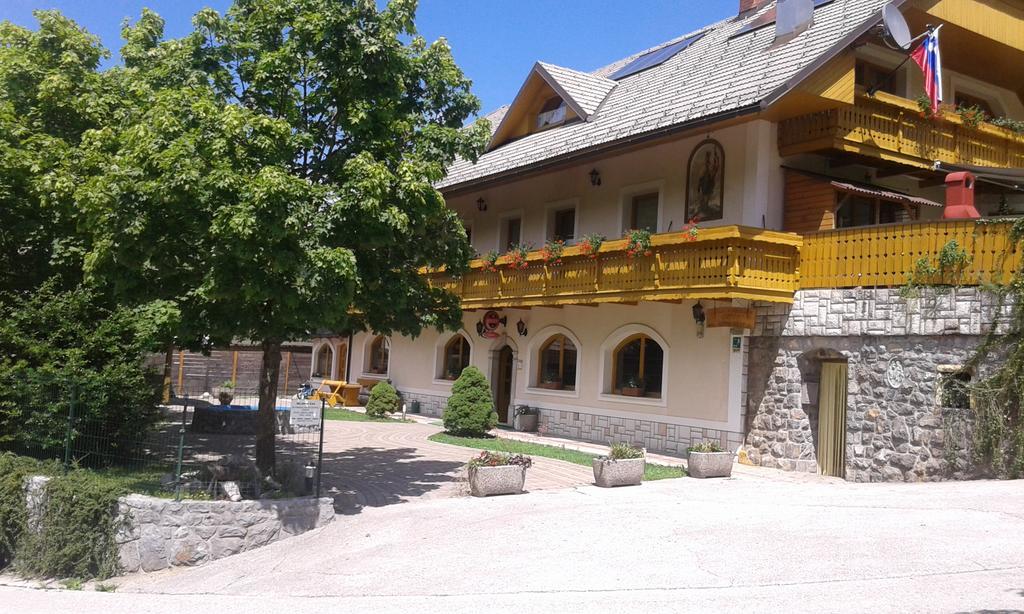 Guest House Kveder Škofja Loka Exterior foto